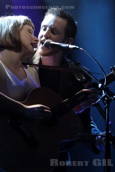 TREVOR MOSS AND HANNAH LOU - 2011-04-13 - PARIS - La Fleche d'Or - 